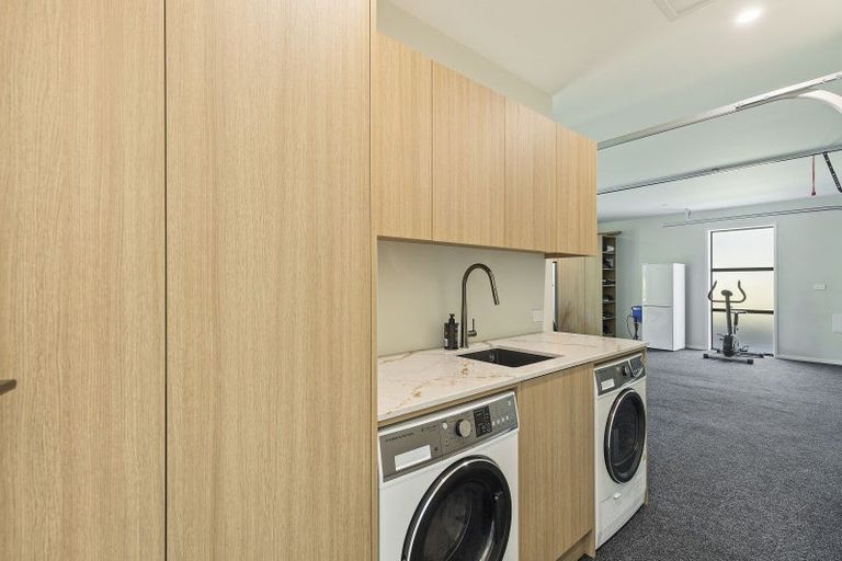 Photo of property in 51 Fernbrook Drive, Hurworth, New Plymouth, 4310