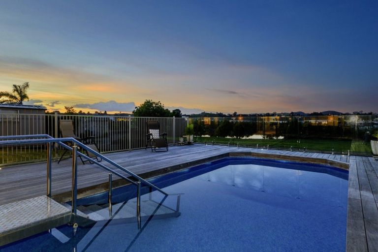 Photo of property in 162 Lakes Boulevard, Pyes Pa, Tauranga, 3112