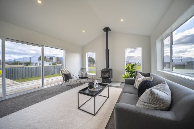 Photo of property in 78 Tukare Loop, Te Anau, 9600
