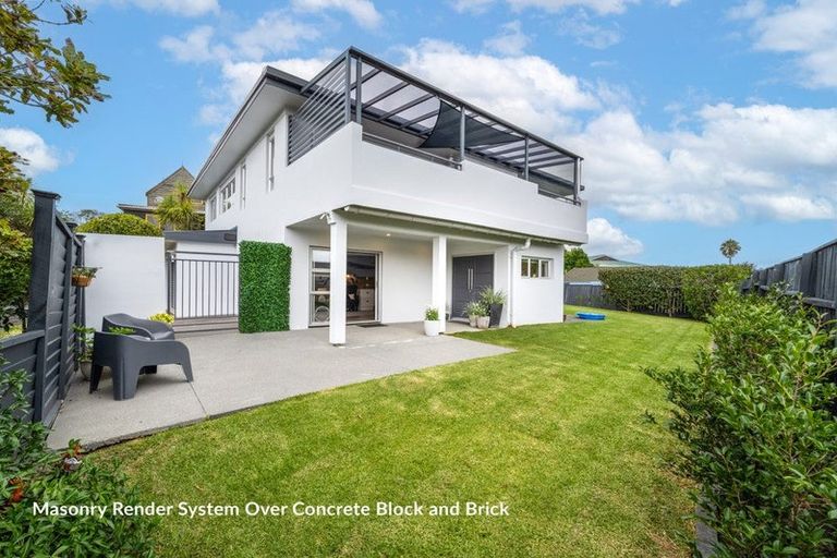 Photo of property in 19 Clovelly Road, Bucklands Beach, Auckland, 2012