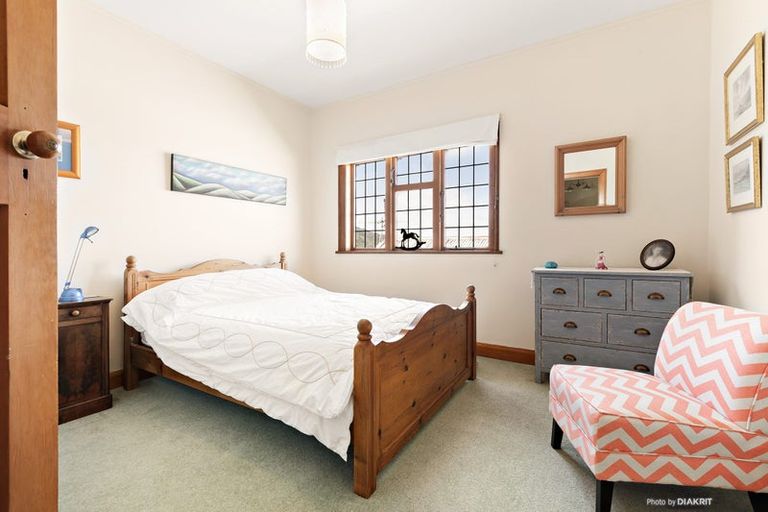 Photo of property in 8 Kowhai Road, Kelburn, Wellington, 6012