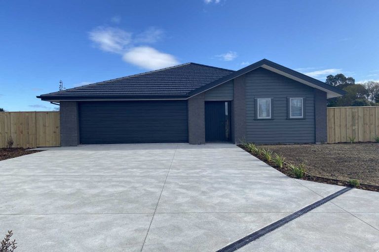 Photo of property in 12 Cleaver Street, Woodend, 7610