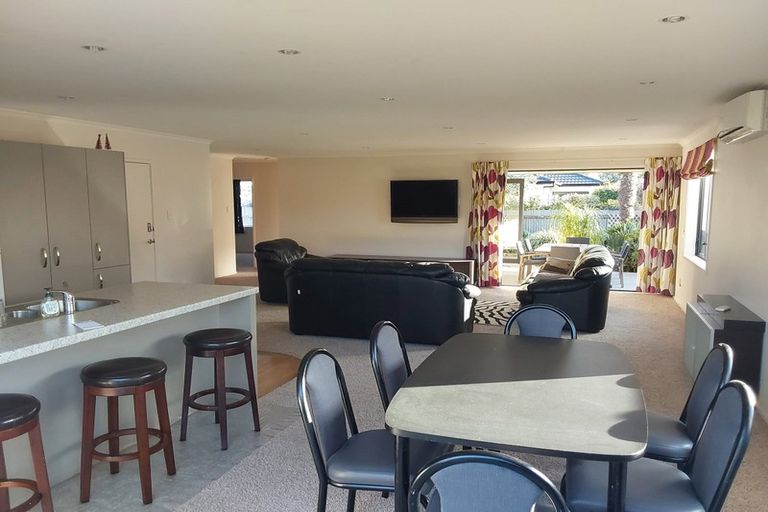 Photo of property in 2a Wilding Avenue, Marewa, Napier, 4110