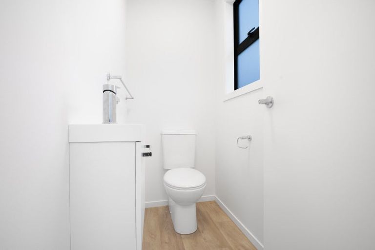 Photo of property in 1204a Norfolk Crescent, Mayfair, Hastings, 4122