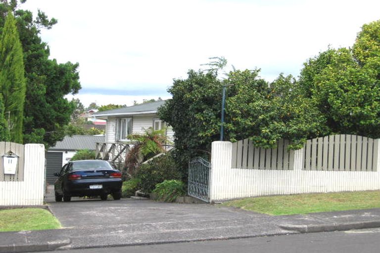 Photo of property in 11 Addison Drive, Glendene, Auckland, 0602