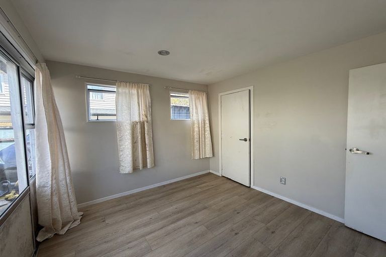 Photo of property in 92a Forrest Hill Road, Forrest Hill, Auckland, 0620