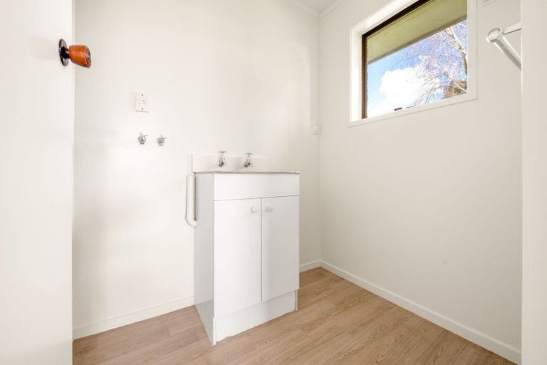 Photo of property in 1 Partington Place, Beerescourt, Hamilton, 3200