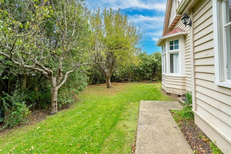 Photo of property in 10 Newport Street, Belleknowes, Dunedin, 9011