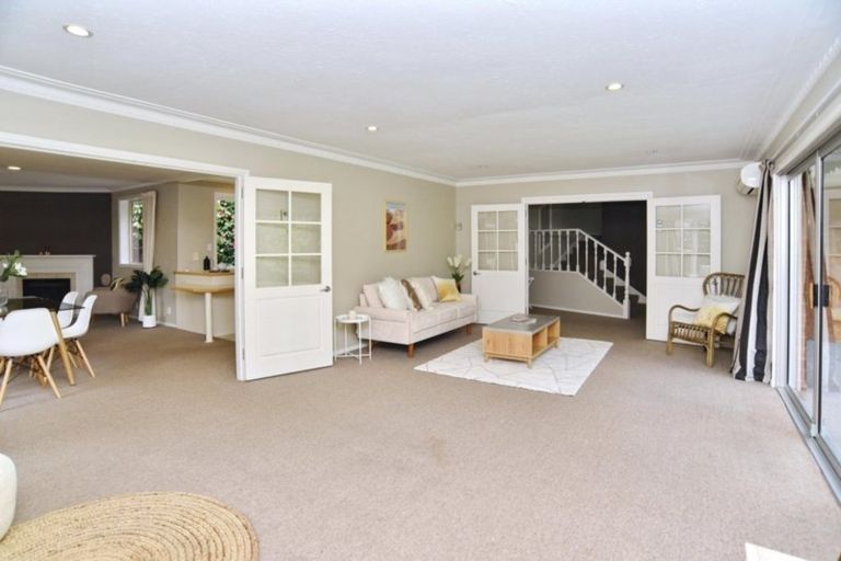 Photo of property in 36 Highfield Place, Avonhead, Christchurch, 8042