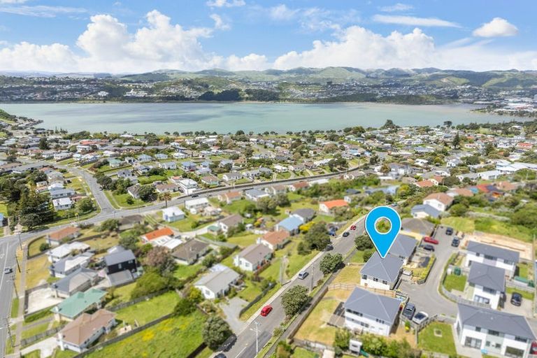 Photo of property in 6 Piko Street, Titahi Bay, Porirua, 5022