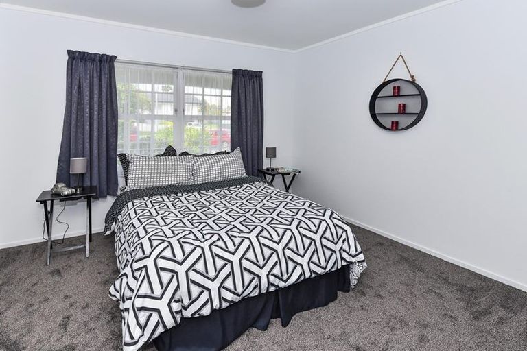 Photo of property in 1a Everglade Drive, Goodwood Heights, Auckland, 2105