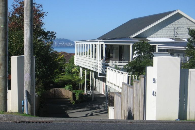 Photo of property in 74b Wiseley Road, West Harbour, Auckland, 0618