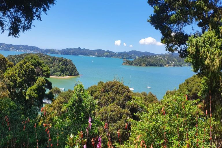 Photo of property in 14 Sullivans Road, Paihia, 0200