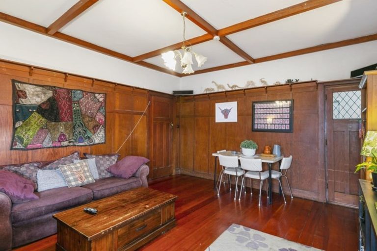 Photo of property in 7 Crawford Road, Kilbirnie, Wellington, 6022