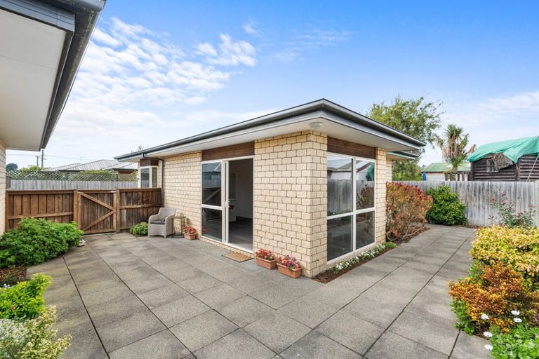 Photo of property in 4/36 Hammersley Avenue, Shirley, Christchurch, 8013