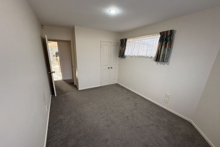 Photo of property in 17d Division Street, Riccarton, Christchurch, 8041