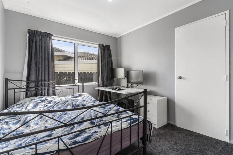 Photo of property in 1/11 Volta Place, Clendon Park, Auckland, 2103