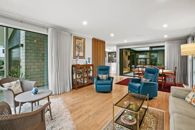 Photo of property in 44 Rewi Street, Torbay, Auckland, 0630