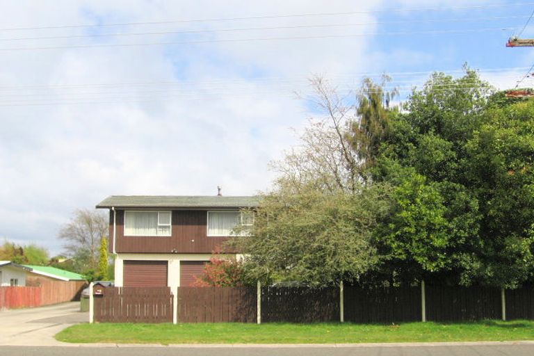 Photo of property in 2/15 Kotare Street, Hilltop, Taupo, 3330