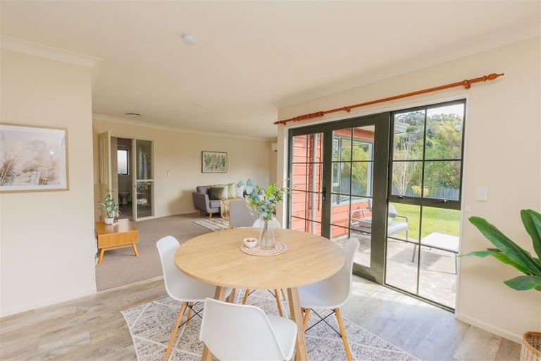 Photo of property in 6/15 Glanmire Road, Newlands, Wellington, 6037