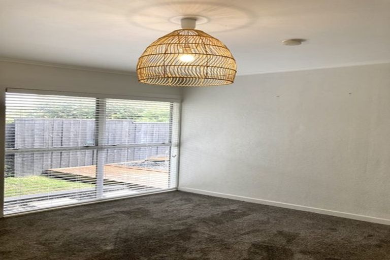 Photo of property in 10 Pixie Place, Pakuranga Heights, Auckland, 2010