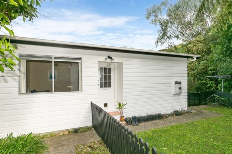 Photo of property in 2a Rosalind Street, Ngaio, Wellington, 6035