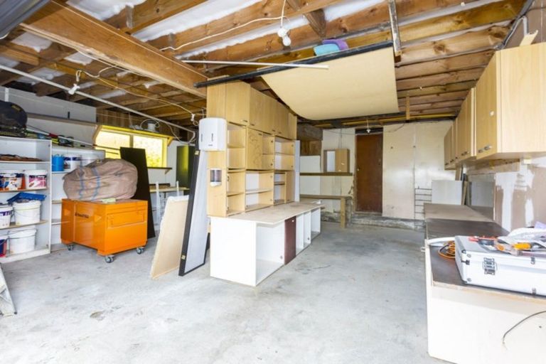 Photo of property in 34 Blueberry Grove, Timberlea, Upper Hutt, 5018