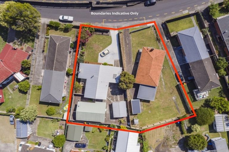 Photo of property in 97 Pakuranga Road, Pakuranga, Auckland, 2010