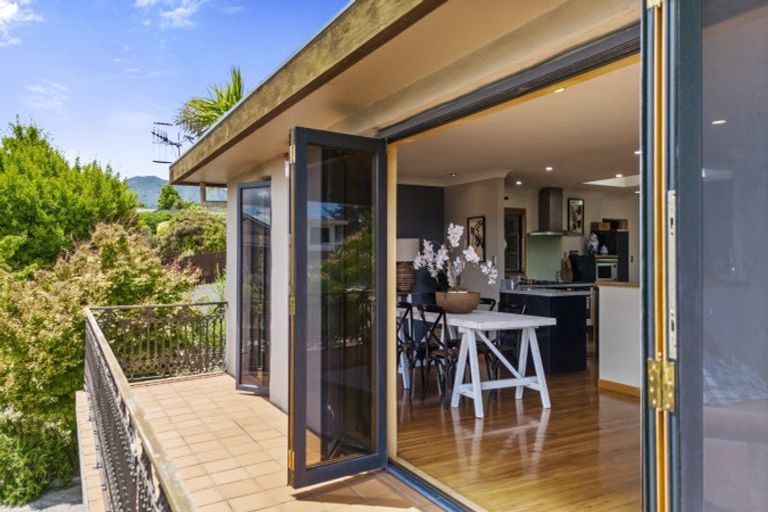 Photo of property in 45 Harvey Street, Waipahihi, Taupo, 3330