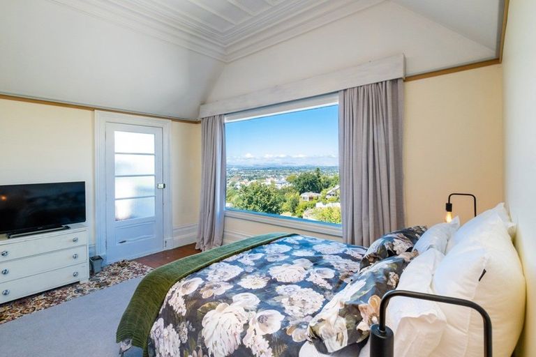 Photo of property in 7 Sealy Road, Bluff Hill, Napier, 4110