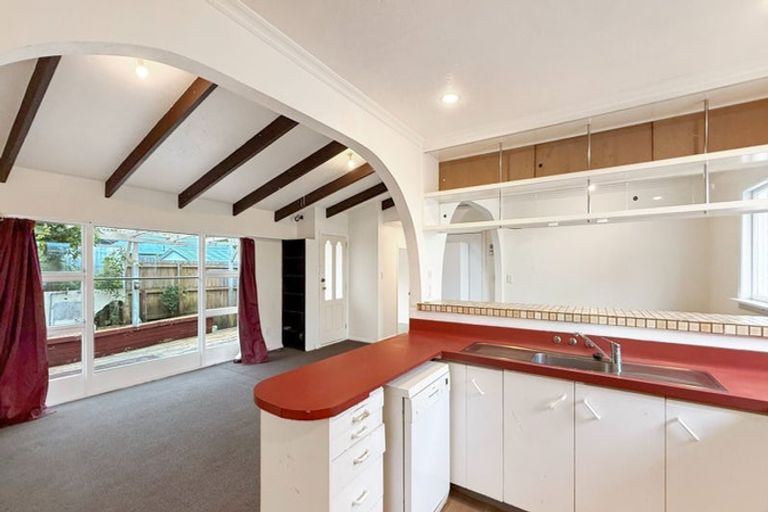 Photo of property in 8 Clonbern Place, Upper Riccarton, Christchurch, 8041