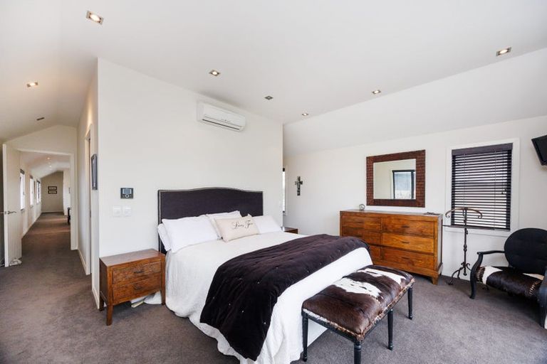 Photo of property in 25 Montgomery Terrace, Hokowhitu, Palmerston North, 4410
