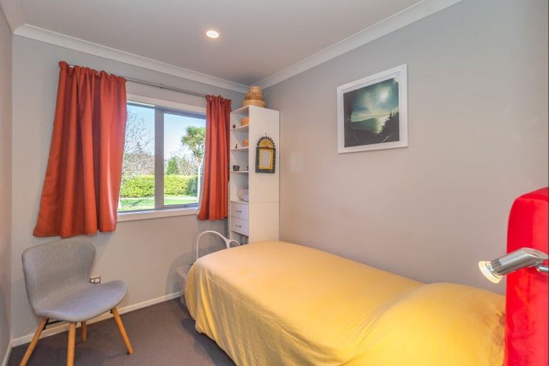 Photo of property in 84 Muhunoa West Road, Ohau, Levin, 5570