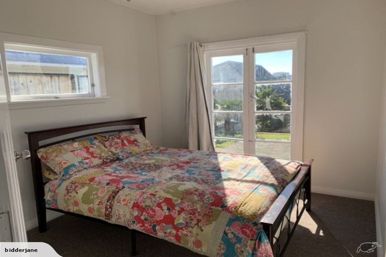 Photo of property in 7 Tay Street, Mount Maunganui, 3116