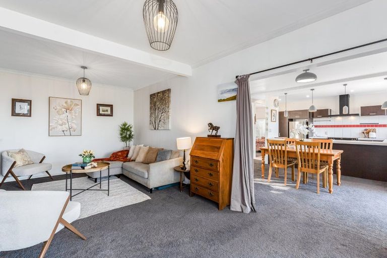 Photo of property in 19 City View Grove, Harbour View, Lower Hutt, 5010