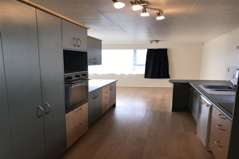 Photo of property in 5 Mataura Place, Clover Park, Auckland, 2019