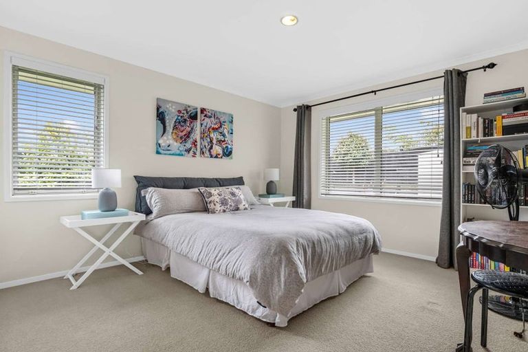 Photo of property in 30 Hamon Place, Pukehangi, Rotorua, 3015