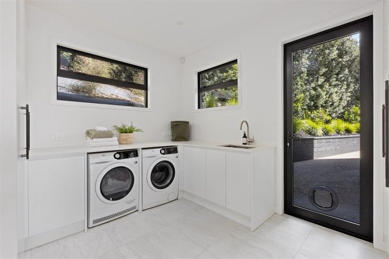 Photo of property in 17 Lansdowne Street, Bayswater, Auckland, 0622