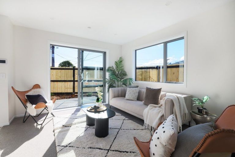 Photo of property in 105 Main Road, Wainuiomata, Lower Hutt, 5014