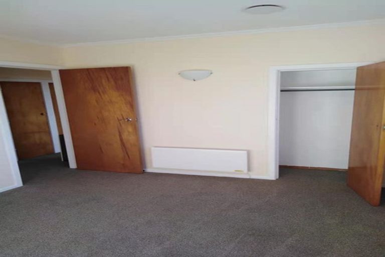 Photo of property in 32 Arapiko Street, Johnsonville, Wellington, 6037