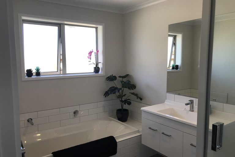 Photo of property in 18 Kennington Drive, Rolleston, 7615