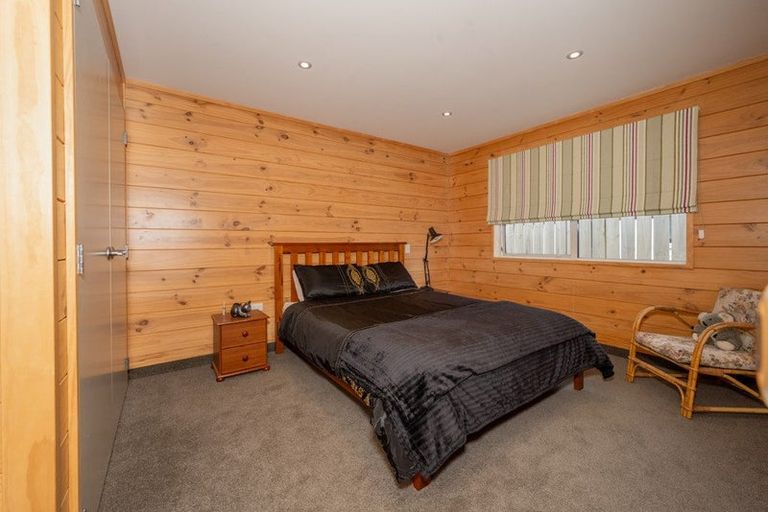 Photo of property in 14 Robin Azariah Place, Te Kuiti, 3910