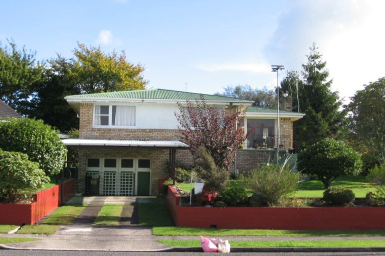 Photo of property in 104 Manaia Street, Tokoroa, 3420