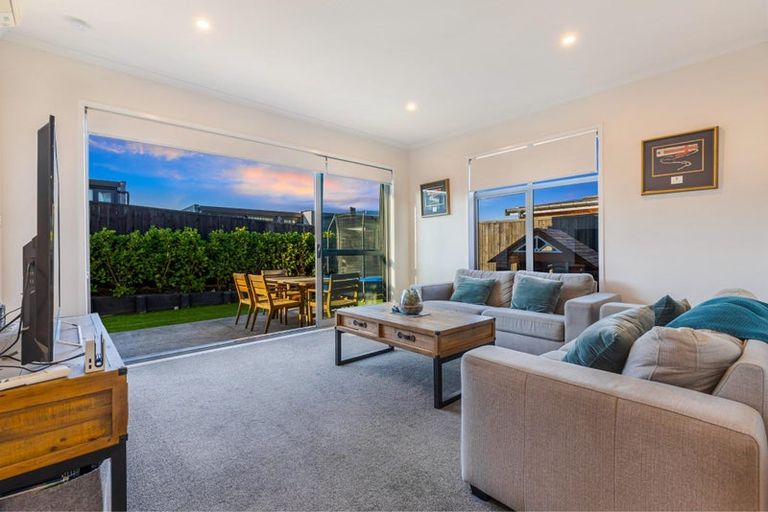 Photo of property in 7 Te Aho Matua Road, Hobsonville, Auckland, 0616