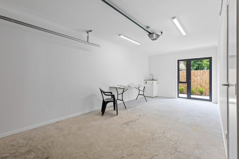 Photo of property in 500f Te Atatu Road, Te Atatu Peninsula, Auckland, 0610