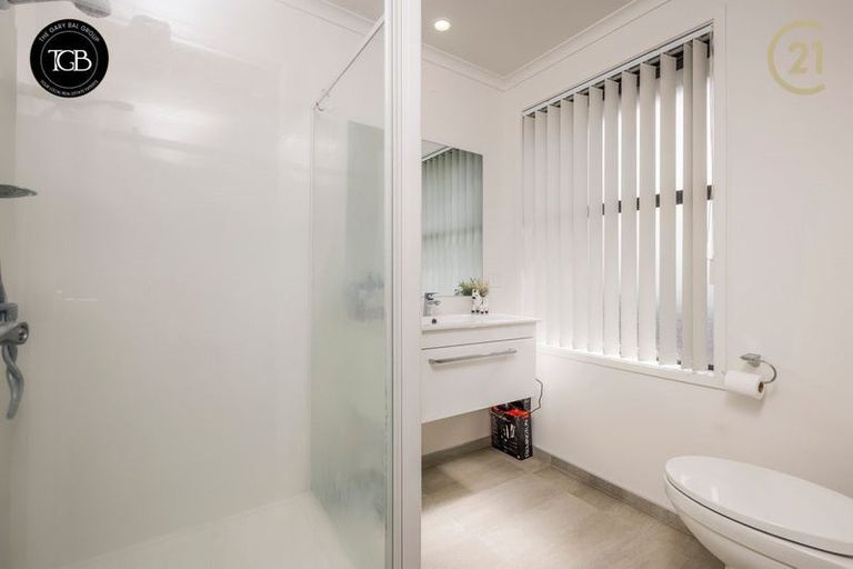 Photo of property in 18 Rere Close, Takanini, 2112