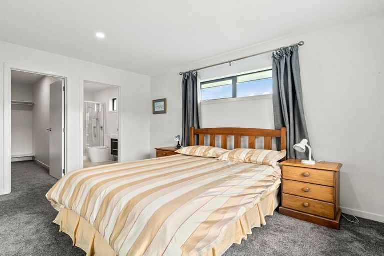 Photo of property in 13 Brewster Crescent, Lake Hawea, Wanaka, 9382