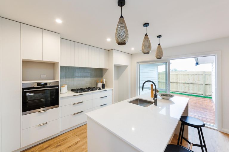 Photo of property in 76 Freedom Drive, Kelvin Grove, Palmerston North, 4470