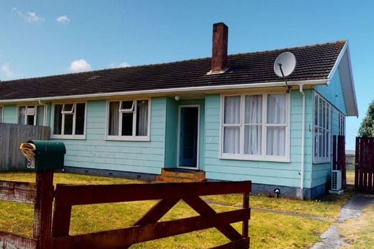 Photo of property in 60-62 Titoki Street, Castlecliff, Whanganui, 4501