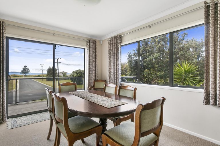 Photo of property in 300 Seaforth Road, Waihi Beach, 3611